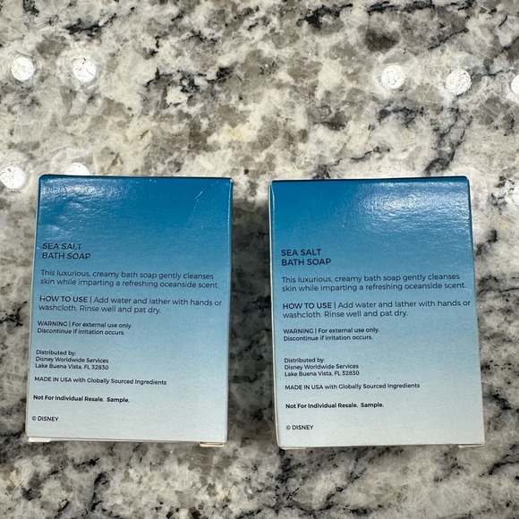 NEW 12 piece Disney Resort Toiletries Set - Picture 11 of 11